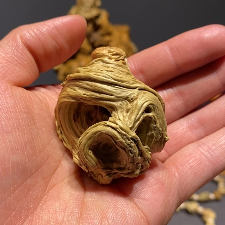 楠木?**练降龙木猴子手把件