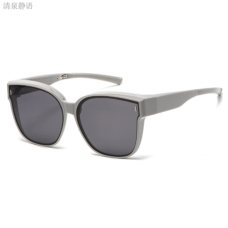 夏新款百搭通用时尚风偏光折叠套镜男女通用近视专用开车驾