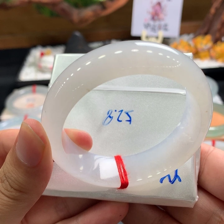 翡翠手镯未镶嵌85号