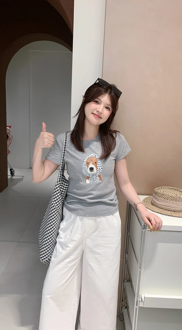 漫姐的店现货【围巾小狗】夏季感波点围巾小狗印花花边短袖t恤上衣