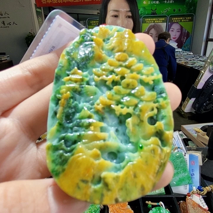 颈饰未镶嵌翡翠翡翠