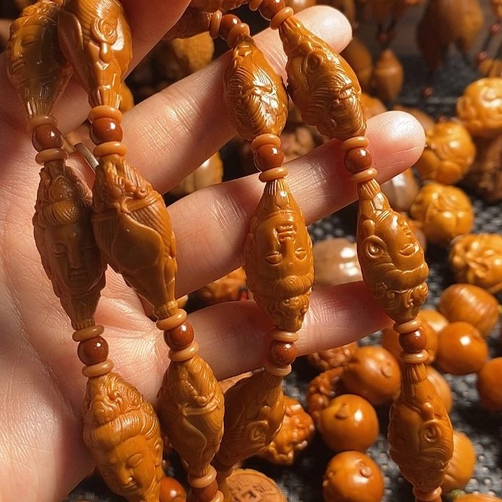 吊坠橄榄核柳叶观音