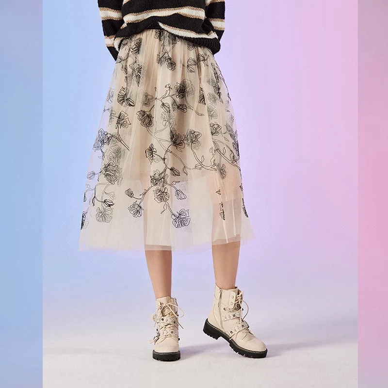 莲灿2024春季商场同款浪漫波西米亚风松紧腰蕾丝半身裙7122453001