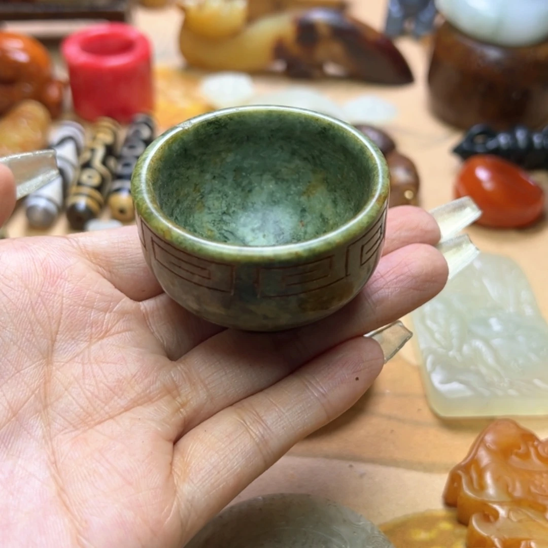 【闪购商品】蛇纹石玉颈饰未镶嵌