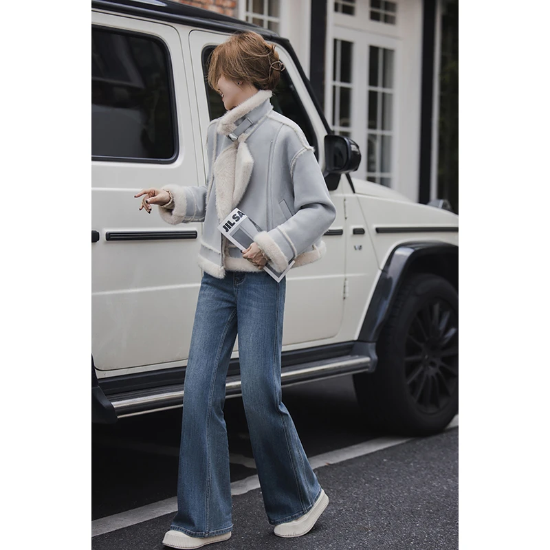 小谷粒仿皮毛一体外套女2025年秋冬新款流行立领翻领加厚短款上衣