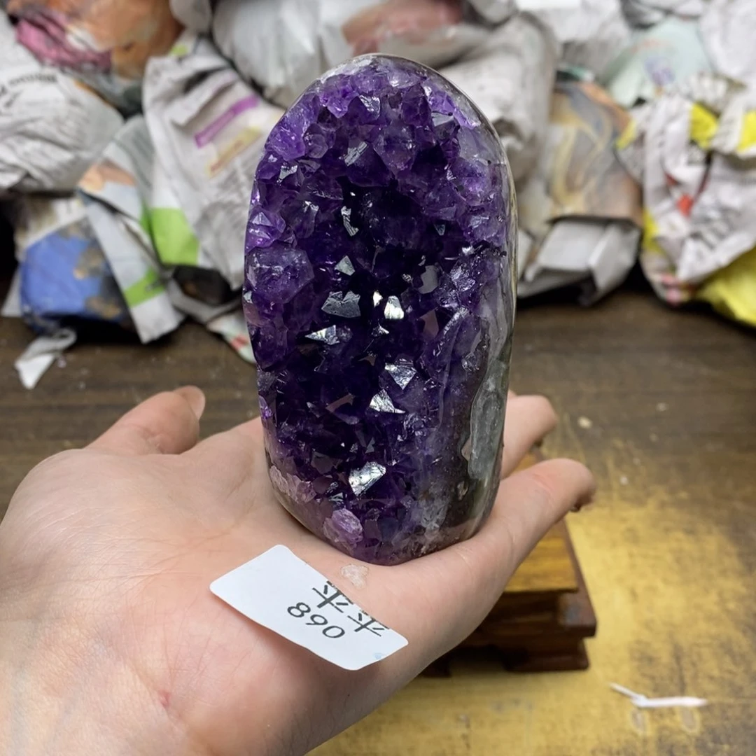 紫晶乌拉圭未镶嵌