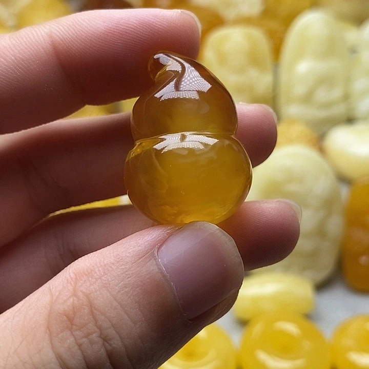 琥珀颈饰未镶嵌琥珀蜜蜡吊坠