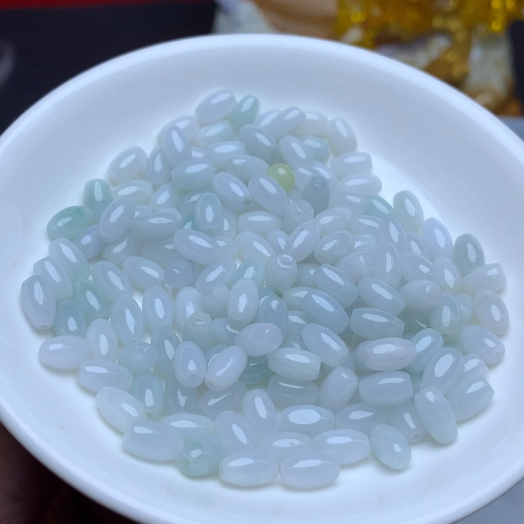 【闪购商品】翡翠手链未镶嵌卡5乘8冰米珠100个