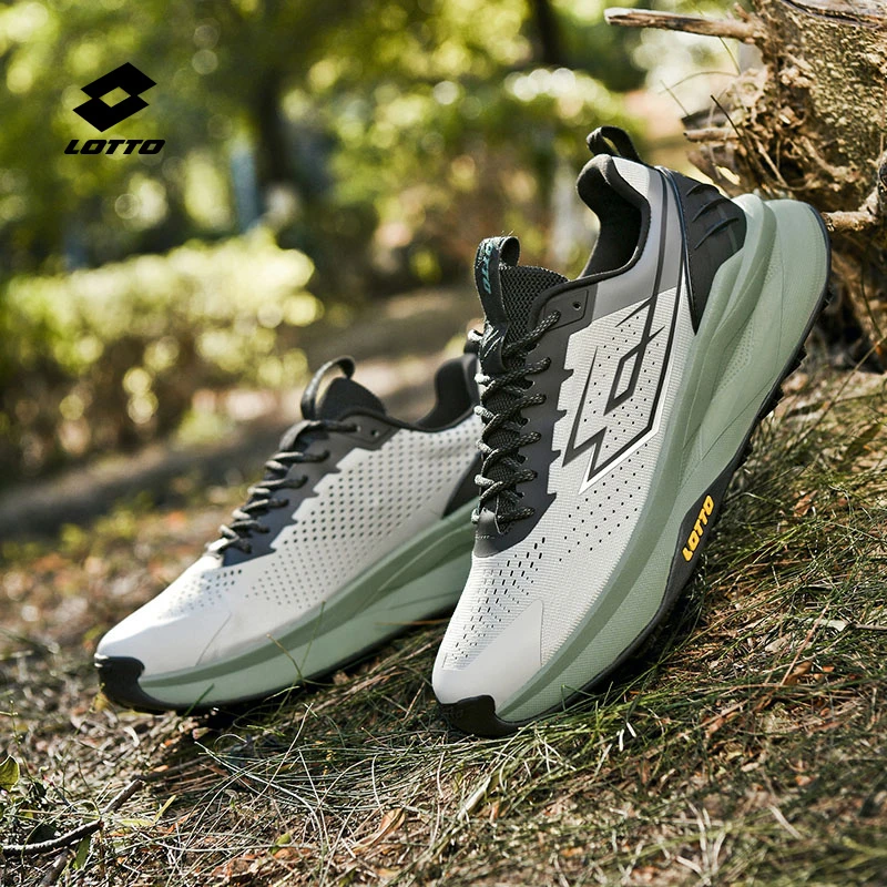 乐途轻便跑鞋2025秋季新款男士户外运动鞋网面透气舒适百搭休闲鞋