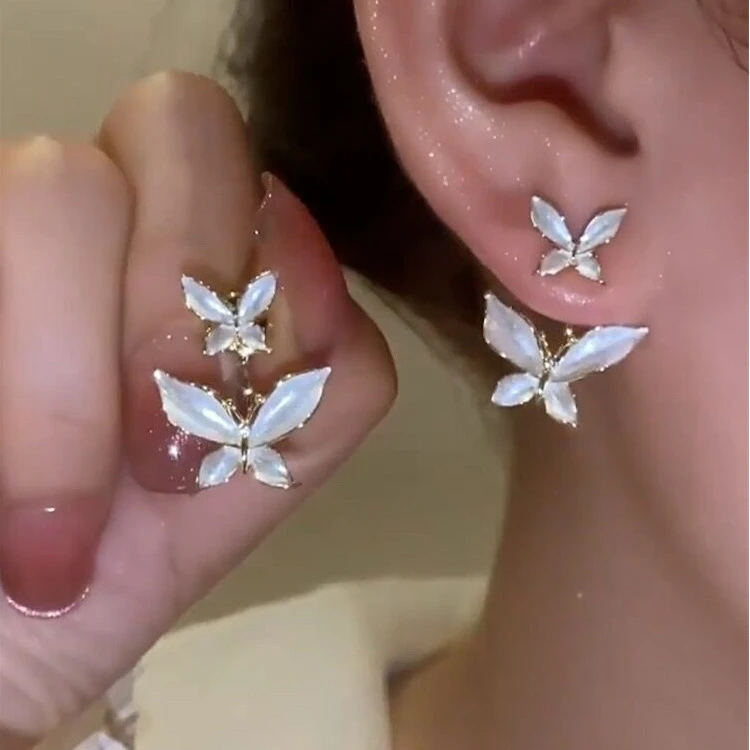 合金耳饰 一款两戴白色花朵蝴蝶耳环女爆款气质耳钉时尚百搭耳饰