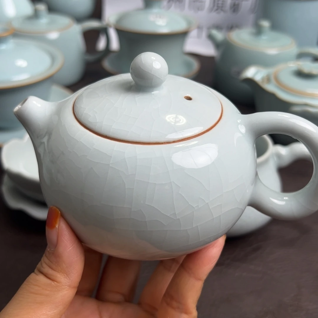风**落月白釉西施壶一级