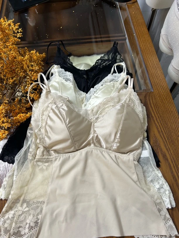 020蕾丝性感美背舒适百搭修身显瘦精致吊带上衣女