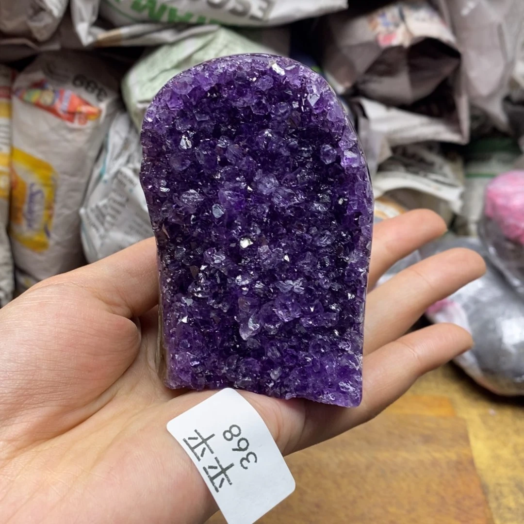 水晶乌拉圭未镶嵌