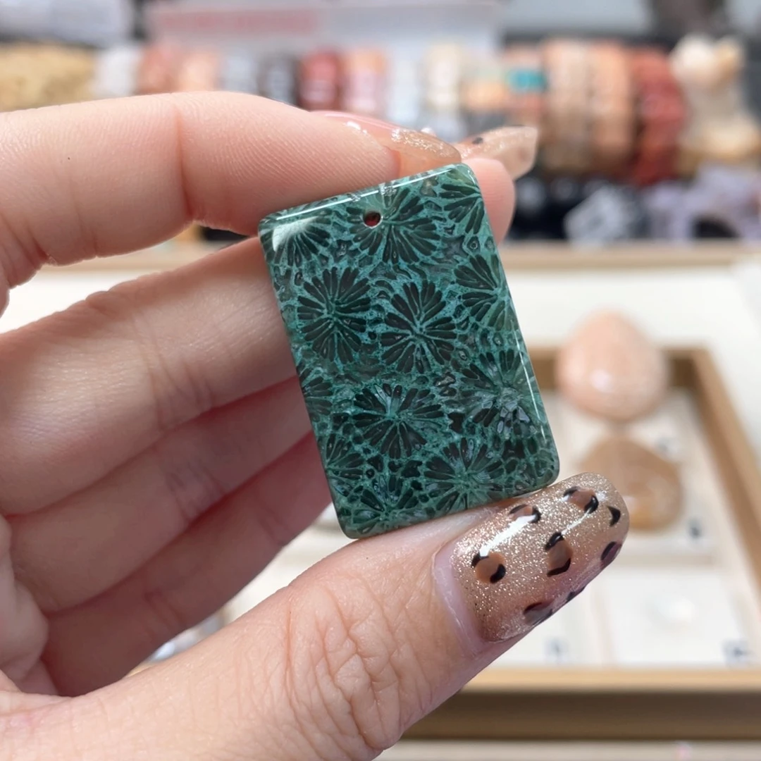 硅化珊瑚（珊瑚玉）未镶嵌手链南**茶026