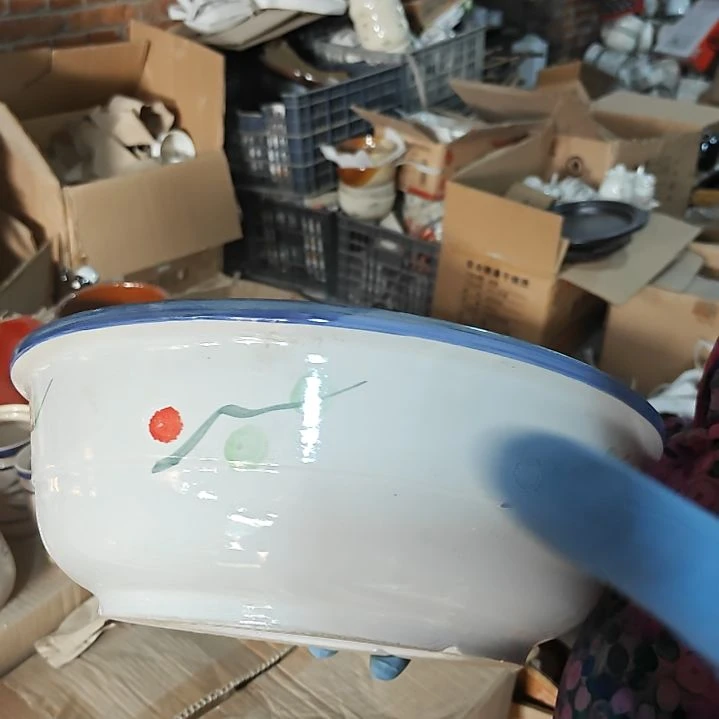 摆件陶瓷盘子碗啥都有