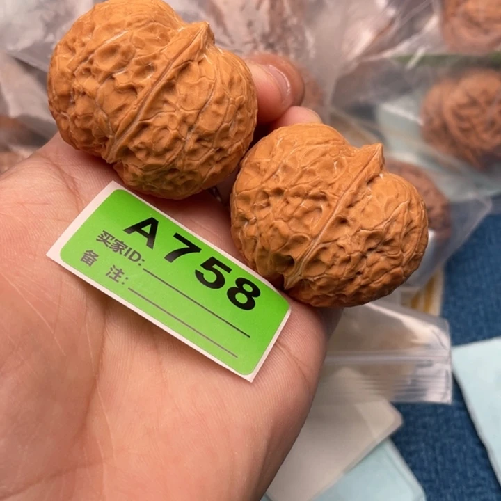 文玩核桃把件核桃