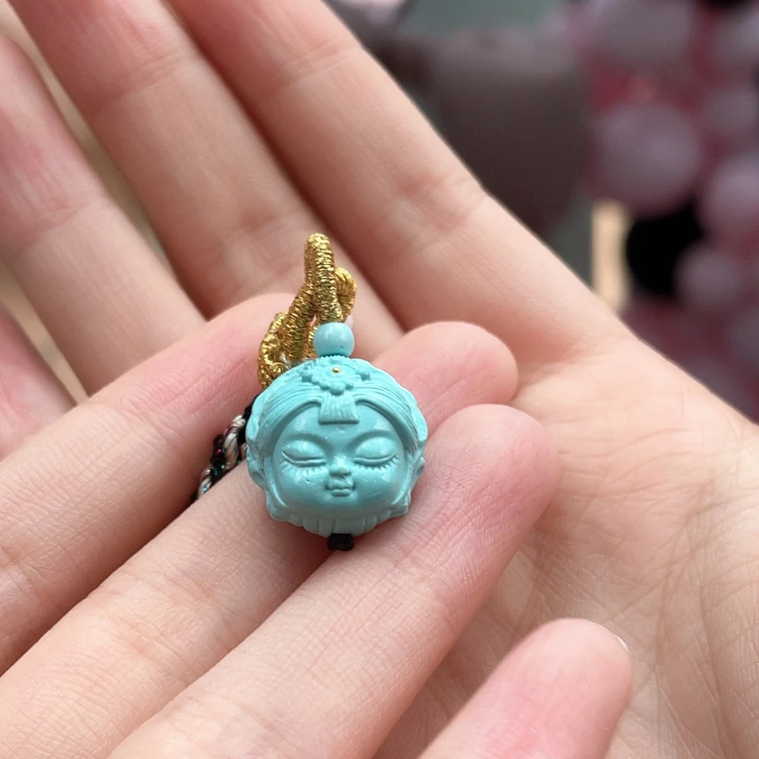 绿松石未镶嵌颈饰