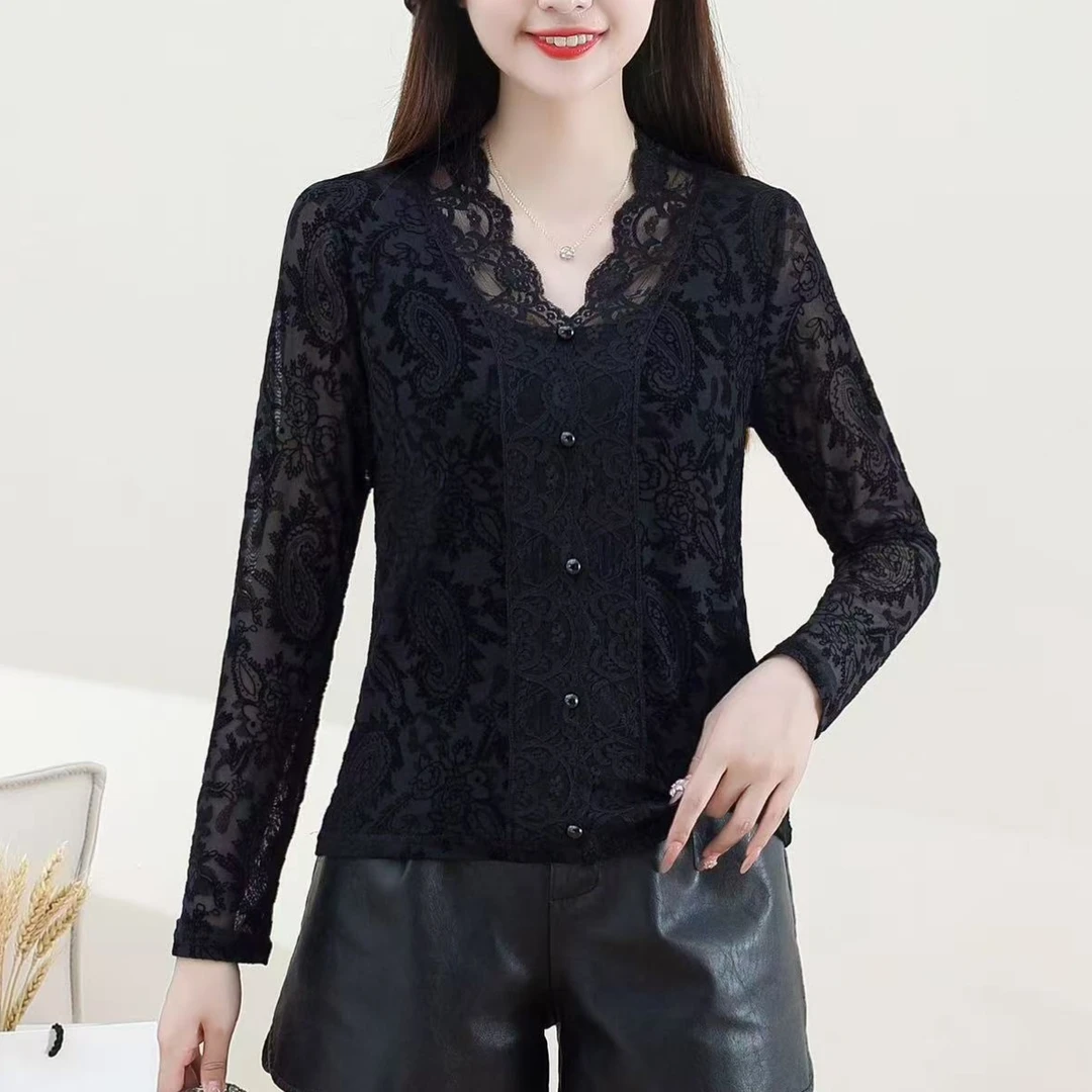 【洋玉服饰】秋季时尚蕾丝V领植绒长袖打底气质百搭女显瘦内搭小衫