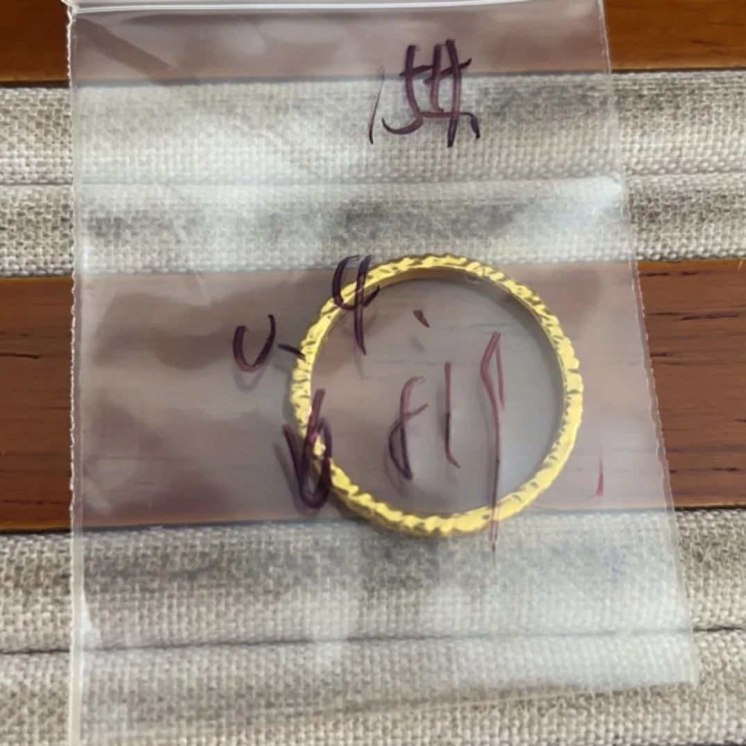 A5克重0.4 15号 锤纹碎冰冰戒指 足金999