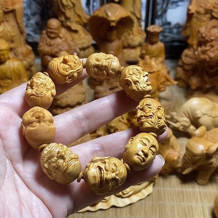 柏木（崖柏）十八罗汉串