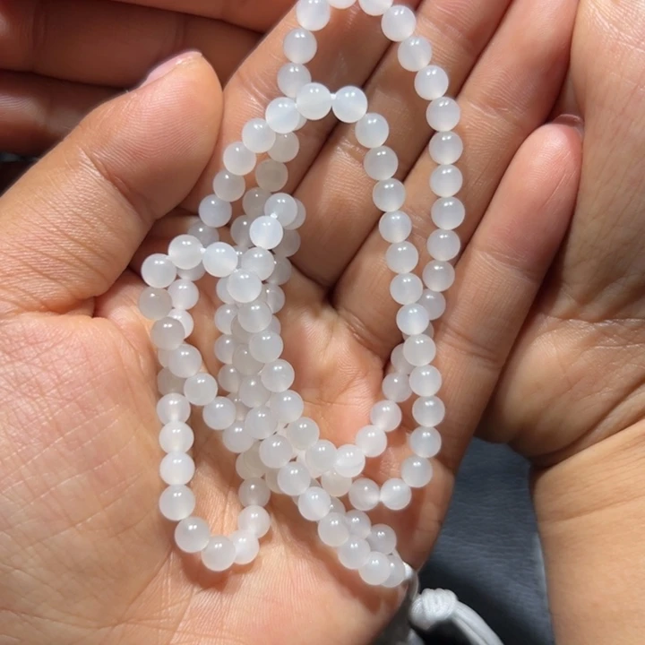 和田玉未镶嵌毛衣链