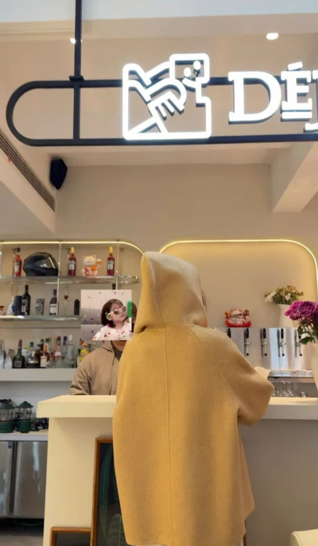 7LU小号《风知意》短款春款高奢苏丽羊驼毛绵羊毛帽款大衣2