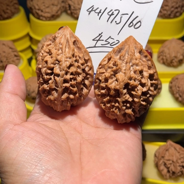 吊坠桃核老鼠全品