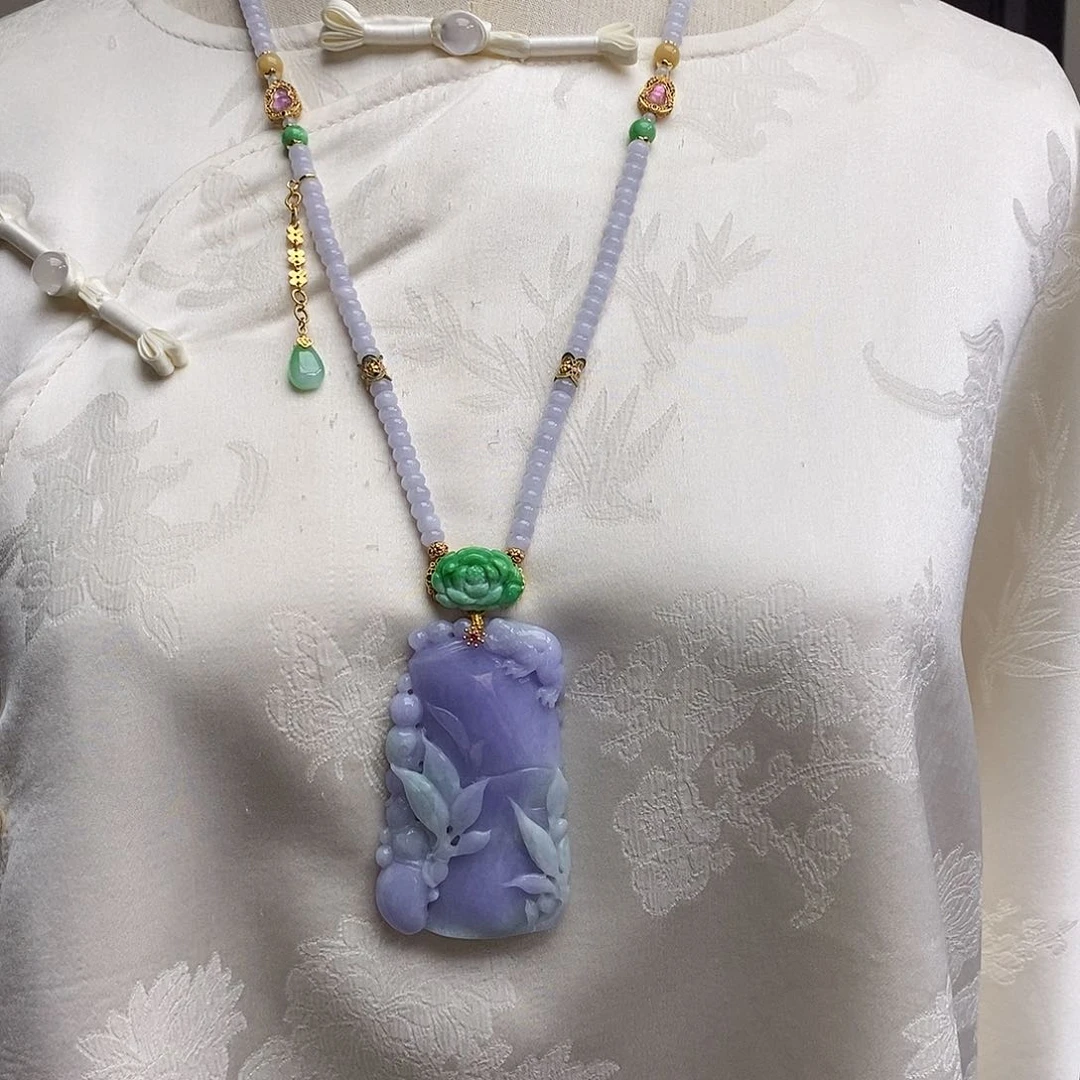 翡翠颈饰未镶嵌天然