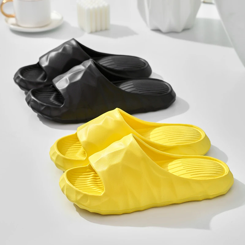 现货代发新款EVA拖鞋女软底浴室防滑室内软底厚底洗澡凉拖鞋男士