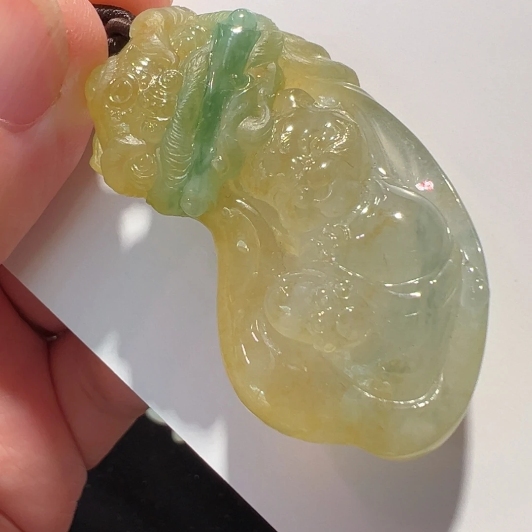 翡翠未镶嵌颈饰吊坠