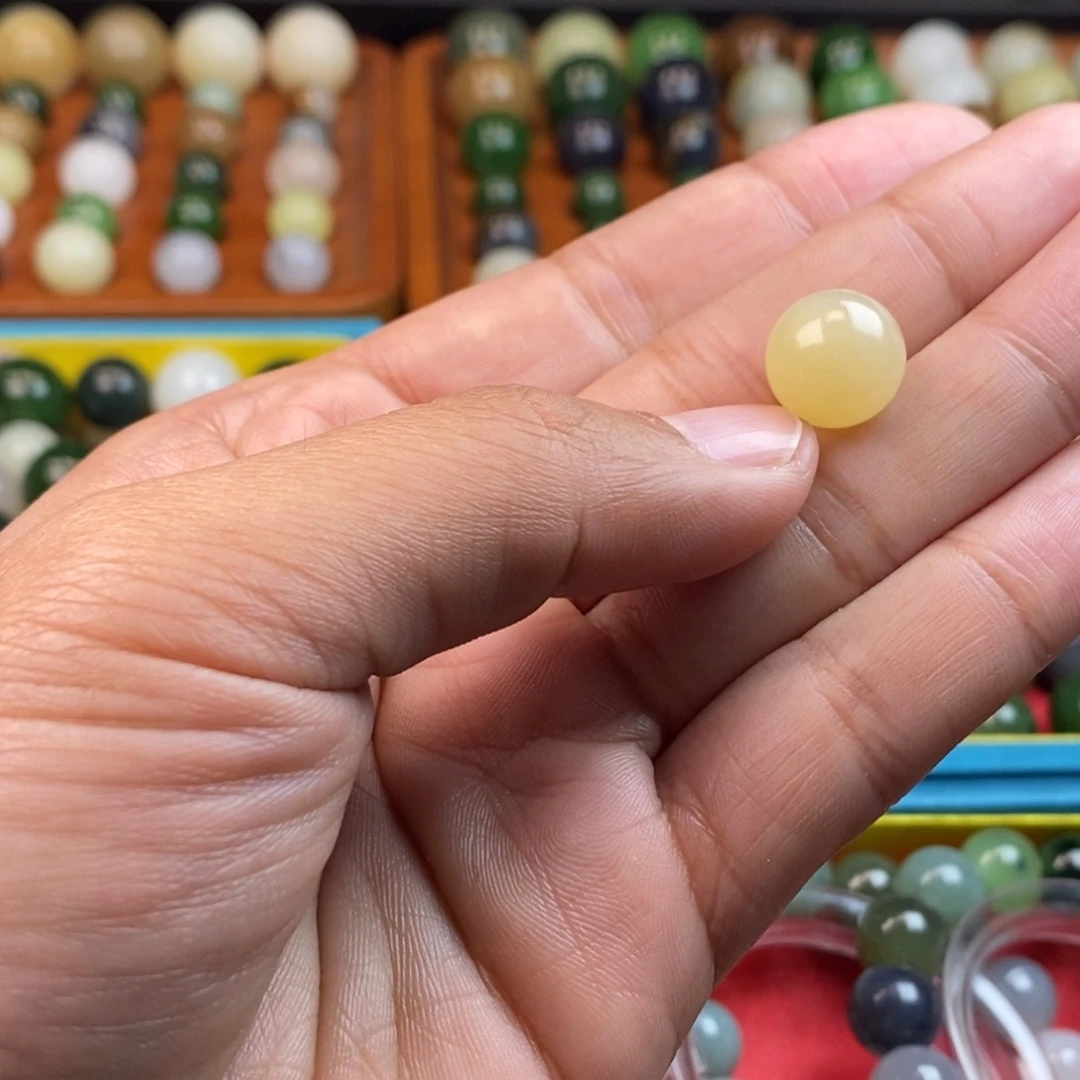 和田玉未镶嵌珠宝奇石卡12