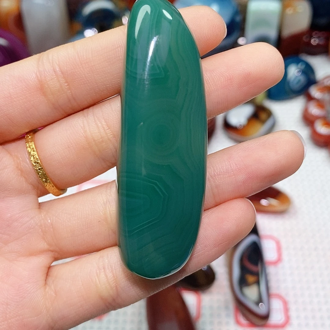 4***云玛瑙/玉髓未镶嵌珠宝奇石