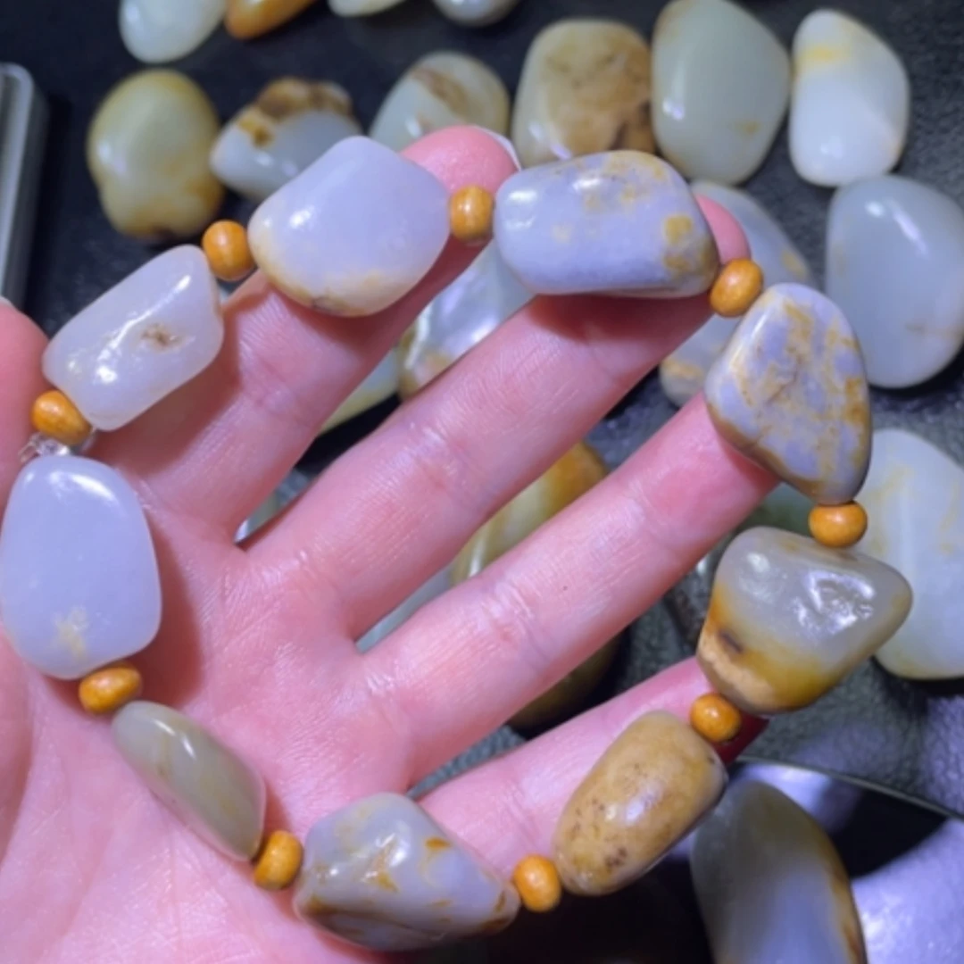 【闪购商品】颈饰未镶嵌和田玉