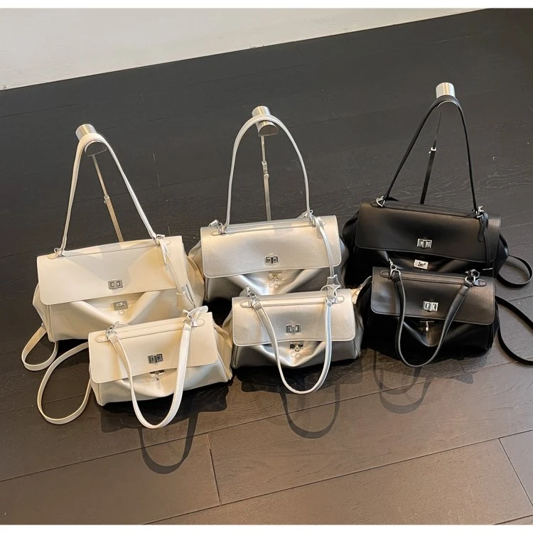 机车风简约大容量手提休闲小众夏季单肩斜挎包ins