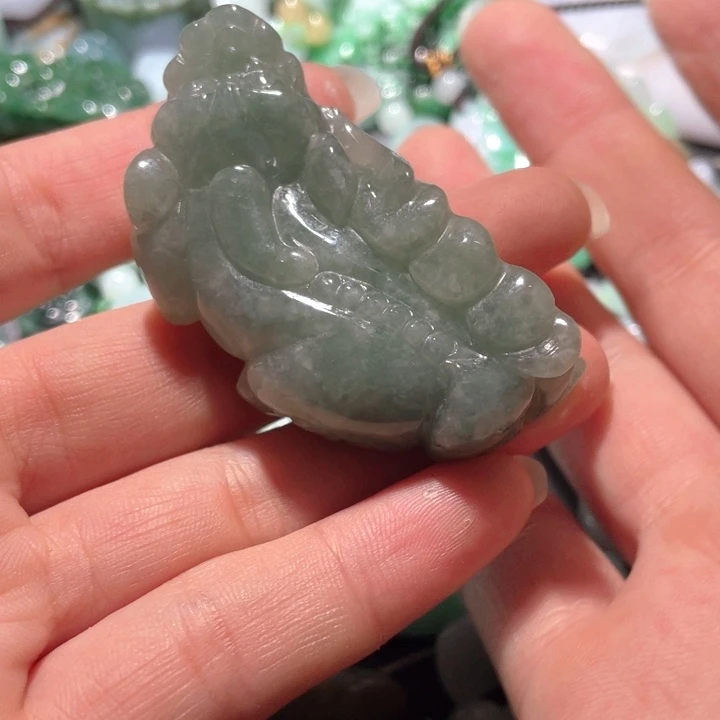 【闪购商品】翡翠颈饰未镶嵌天然翡翠
