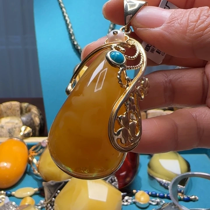 琥珀未镶嵌颈饰波兰设计款琥珀蜜蜡