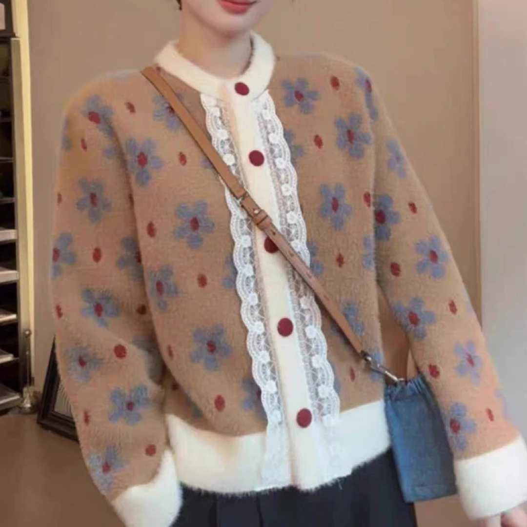 小香风小众法式蕾丝拼接防毛毛衣外套女2025巨好看宽松针织衫