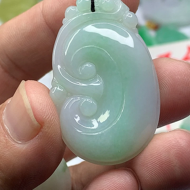 ****荣翡翠未镶嵌吊坠(赠链)