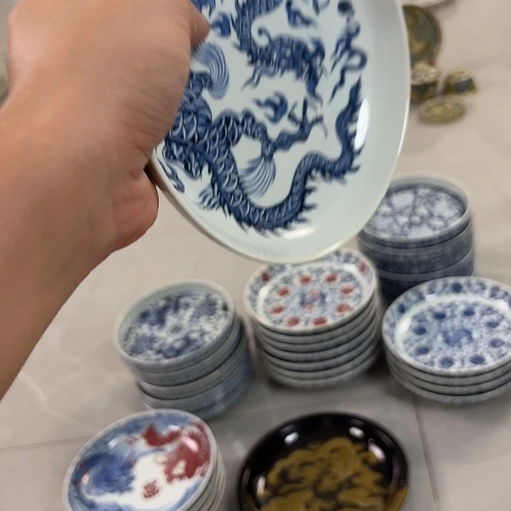 瓷片青花铠甲龙大胡乘景德镇