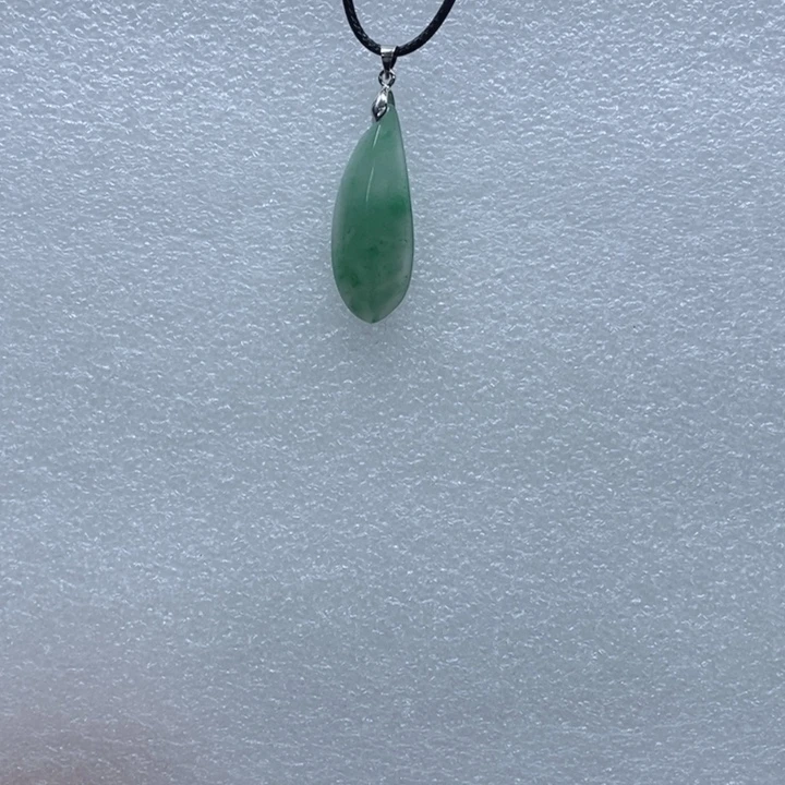 石英质玉未镶嵌吊坠青青 吊坠 多人