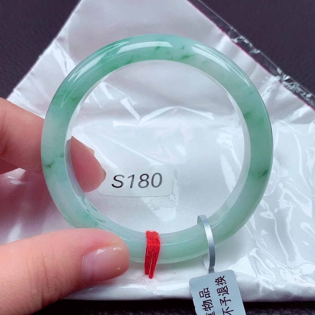翡翠手镯未镶嵌天然缅甸翡翠A货