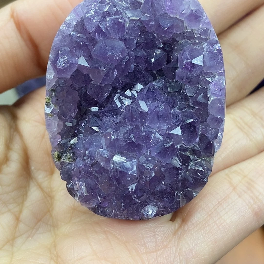 紫晶未镶嵌大型摆件（非配饰）