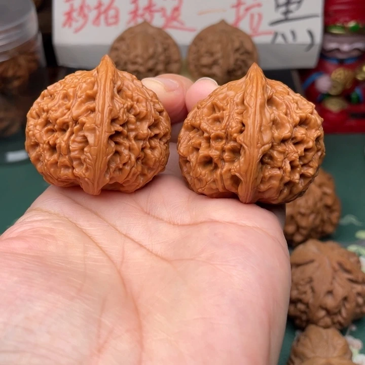 【闪购商品】把件文玩核桃R****k45水龙