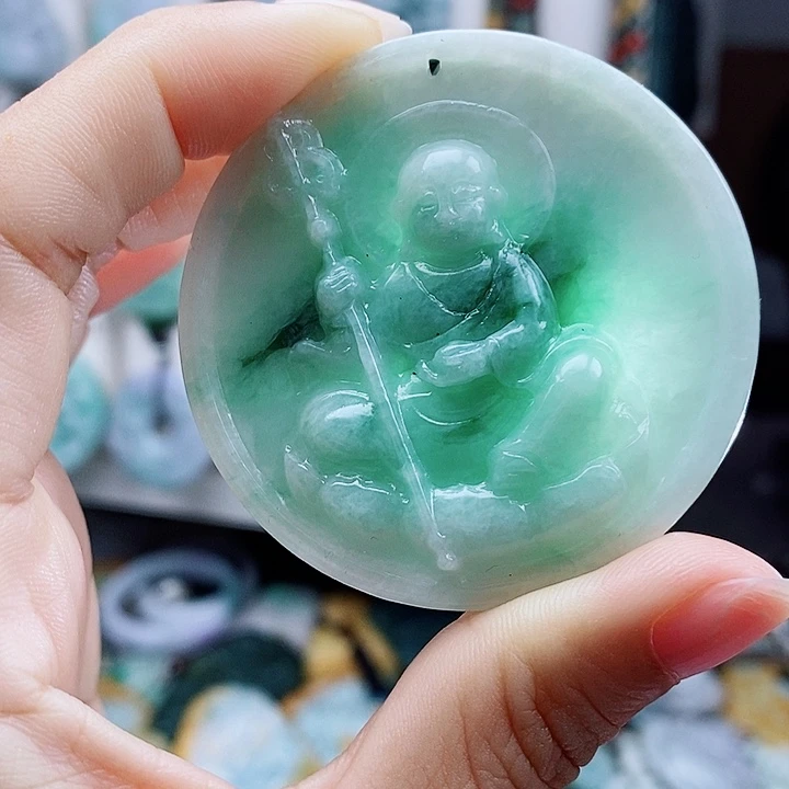 翡翠未镶嵌颈饰翡