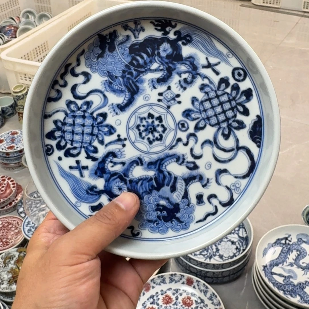 杯青花狮子大壶承