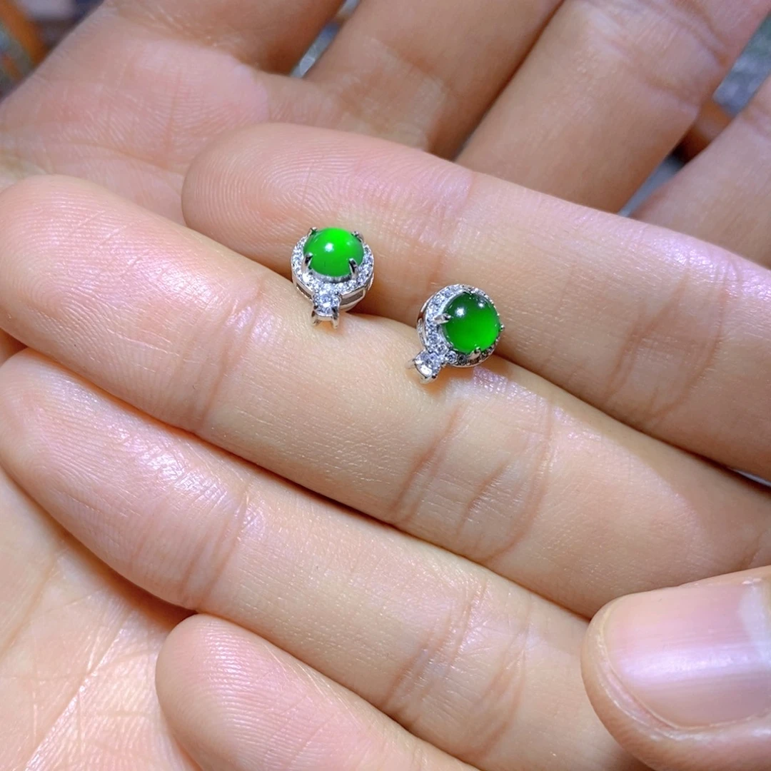 翡翠颈饰银S925镶嵌天然翡翠