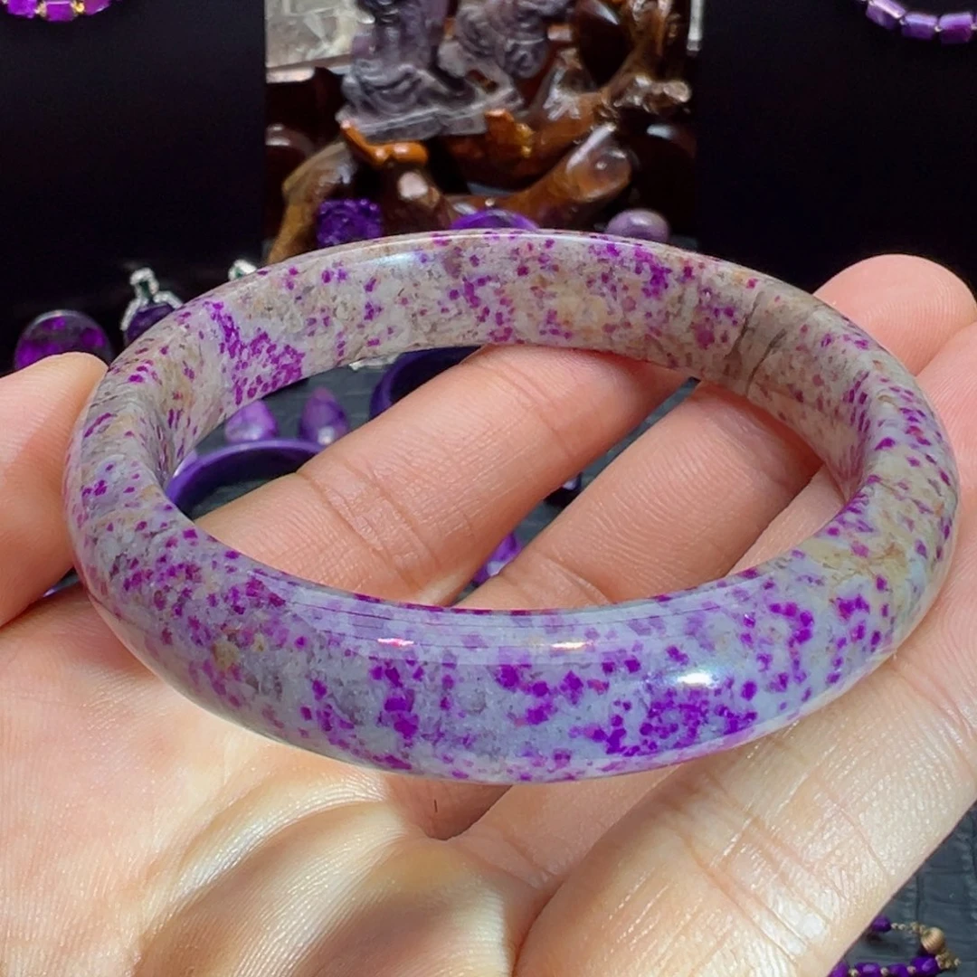 未镶嵌苏纪石（舒俱来）手镯