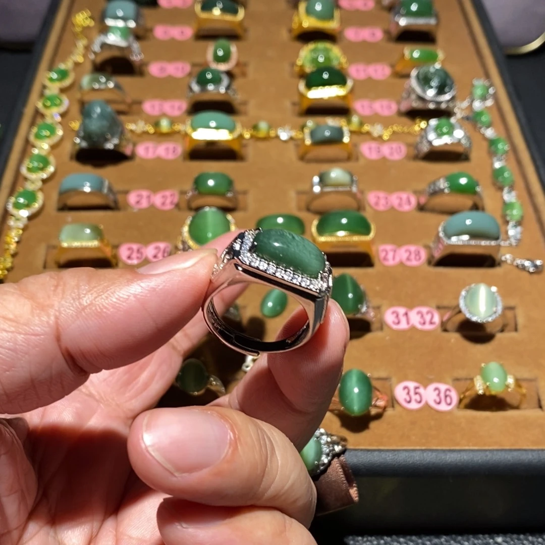 和田玉未镶嵌戒指