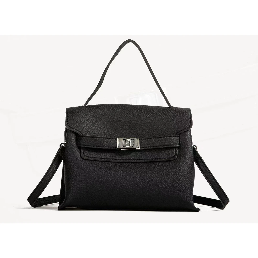 新款春季百搭复古斜挎包13551