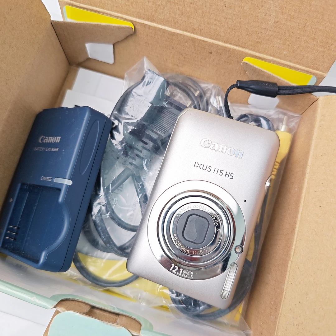 9新 Canon/佳能 ixus115hs 银色原盒 热门实况 1210万像素4倍变焦
